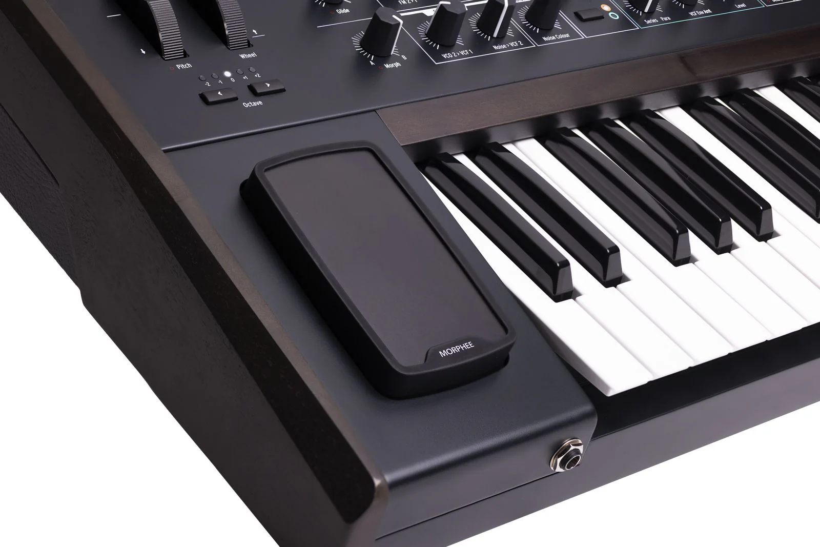 Arturia PolyBrute 6-Voice Polyphonic Morphing Analog Synthesizer - Noir, Limited Edition - Image 6