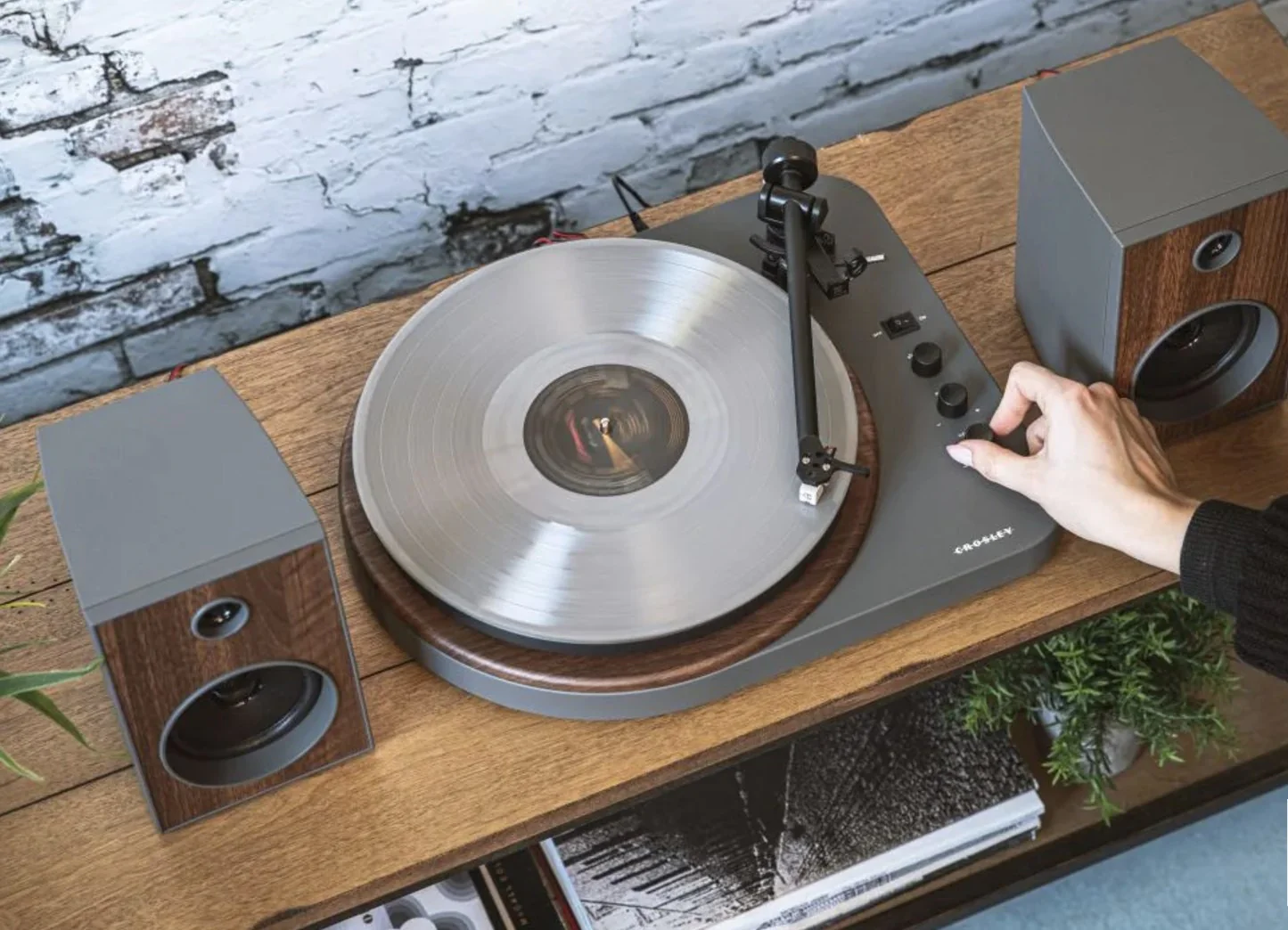 Crosley T160A-GY Automatic Belt-Drive 2-Speed Bluetooth Turntable Shelf System with Stereo Speakers, Gray - Image 4