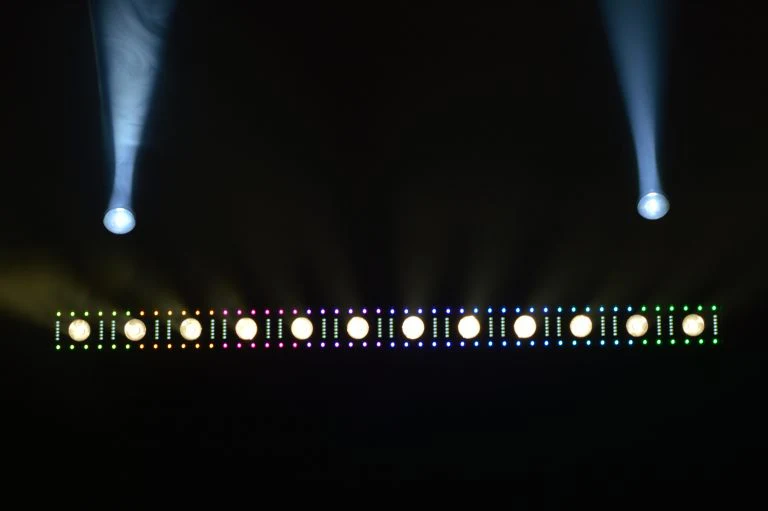 JMAZ VERSA FLEX BAR 210W LED Beam Moving Heads Plus FX Bar - Image 3