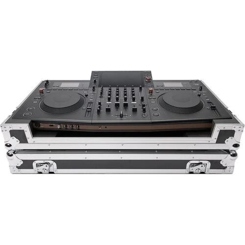 Pioneer DJ OPUS-QUAD All-in-One DJ System + Magma Road Case with Wheels - Image 3
