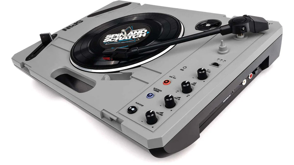 Reloop SPiN Portable Turntable with Scratch Vinyl (Open Box) - Image 2