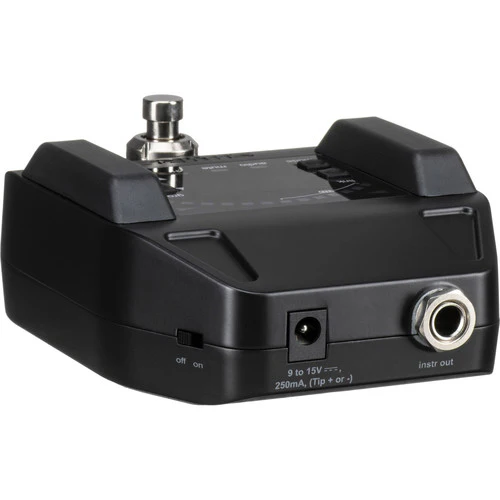 Shure GLXD16 Digital Wireless Pedalboard Guitar System (2.4 GHz) - Image 7