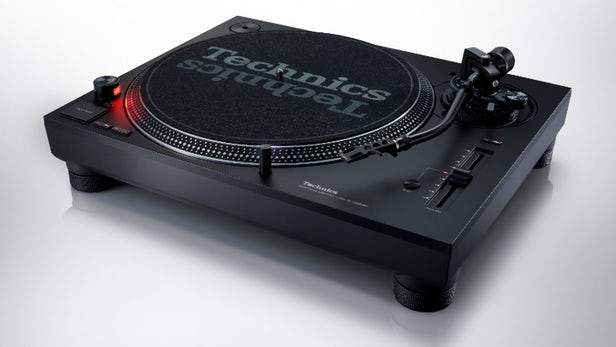 Technics SL-1200MK7 Direct Drive Turntable System (Black)